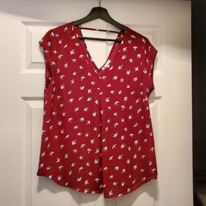 DR2 Deep Red Bird Pattern Double V-Neck Top